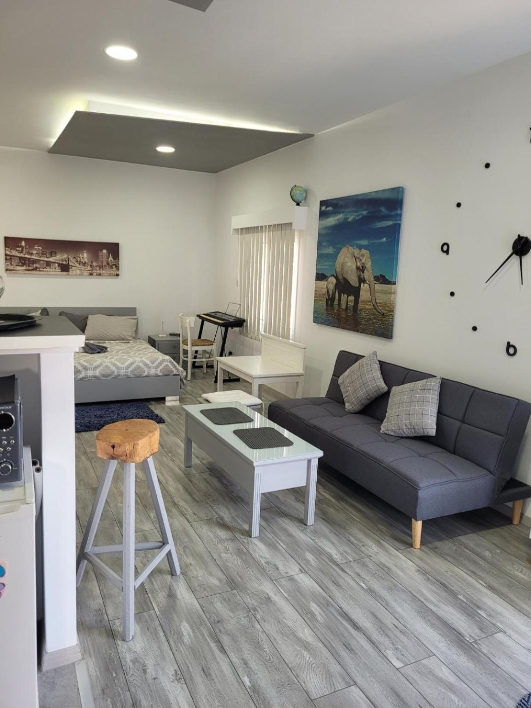 Deluxe Yiota'S Studio ! Хлоракас Экстерьер фото