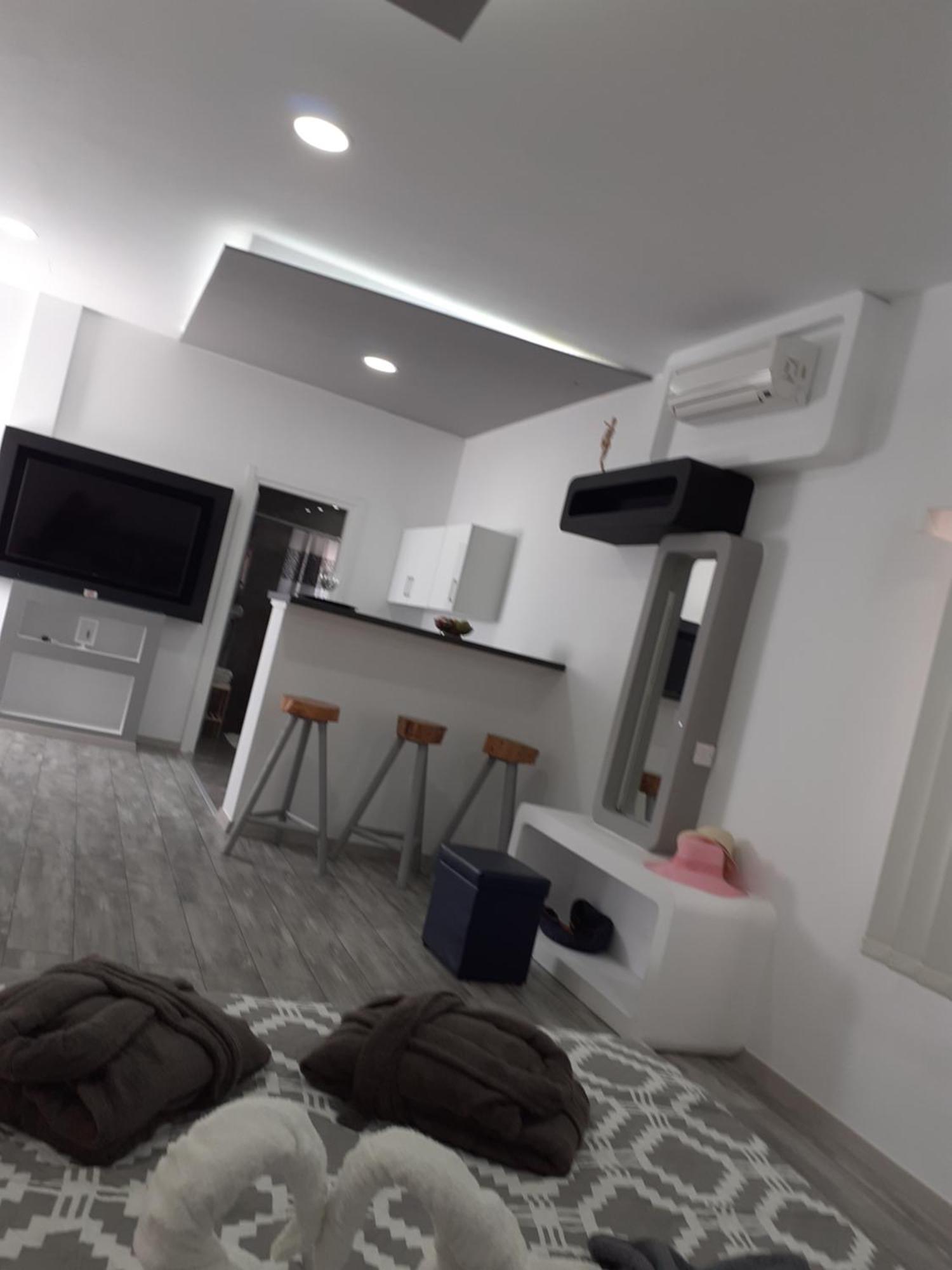 Deluxe Yiota'S Studio ! Хлоракас Номер фото