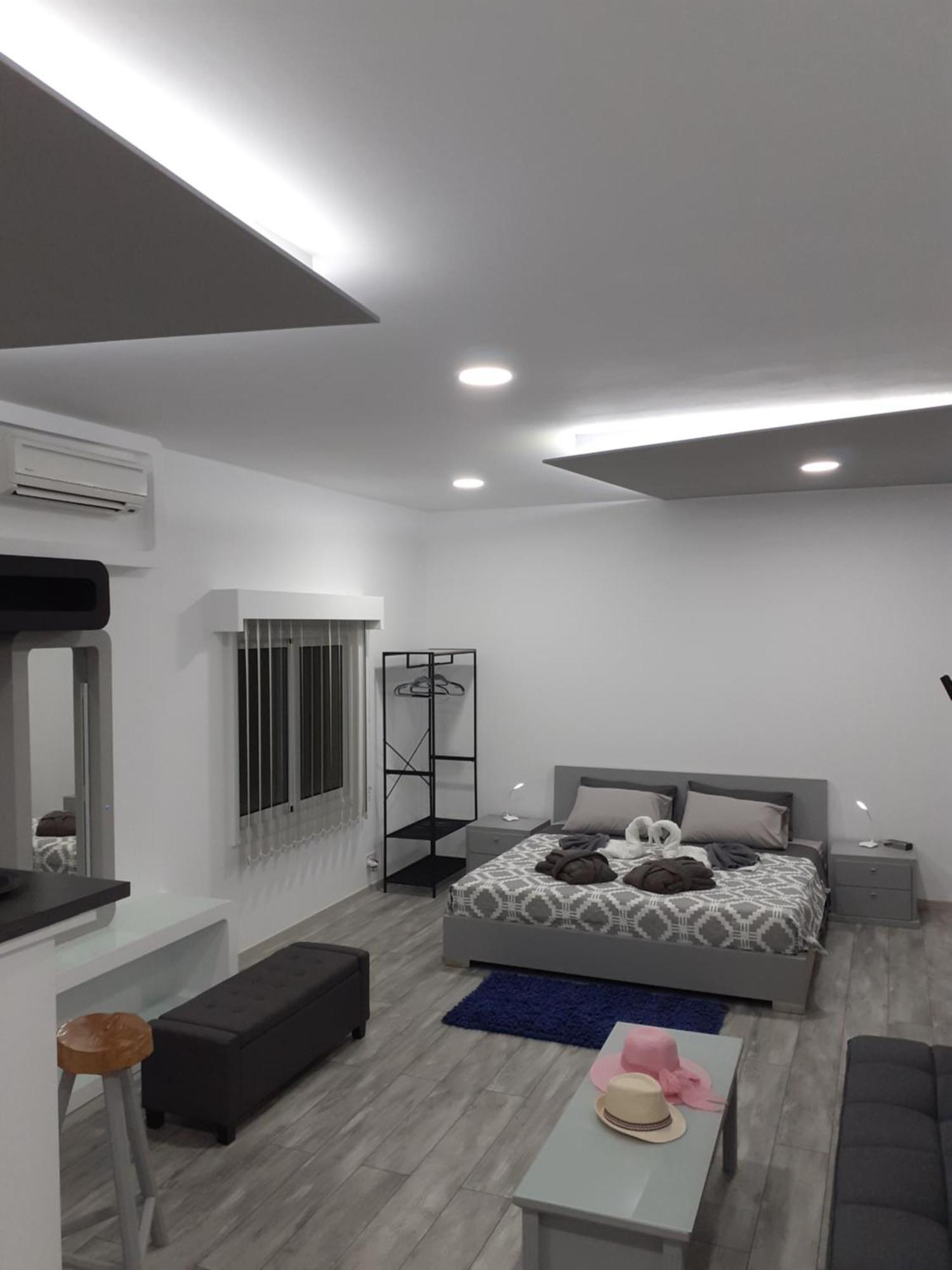 Deluxe Yiota'S Studio ! Хлоракас Номер фото